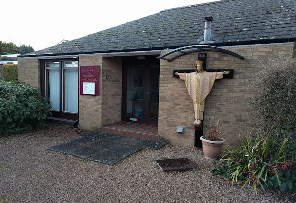 Image of the inside of Sacred Heart, Tenbury Wells